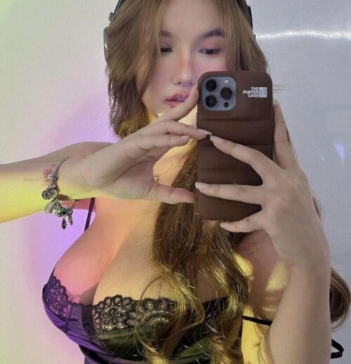 3e4cbff1e3a33b7d7b72c562de359771