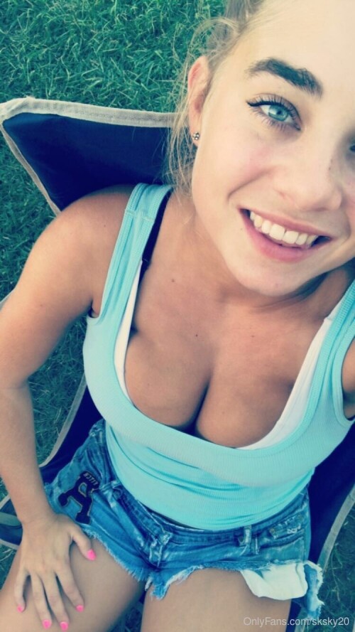 dfc22697f5189a3c4063c8fd7da26ec4