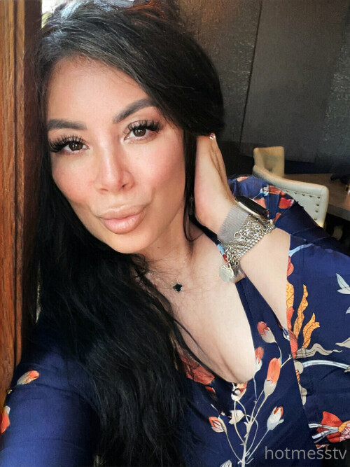 Dinner_and_drinks_H...going_.jpg
