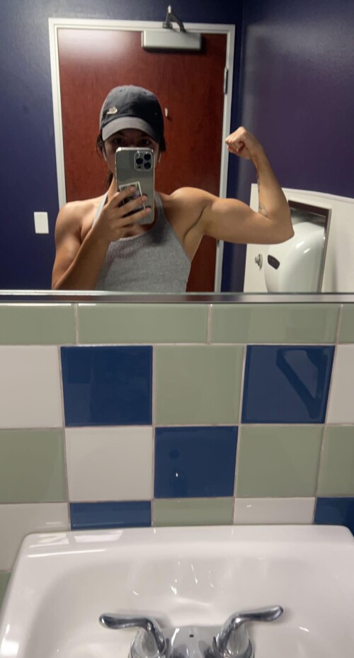 8dc97f82e8228181dc7ee4b3b3a44674