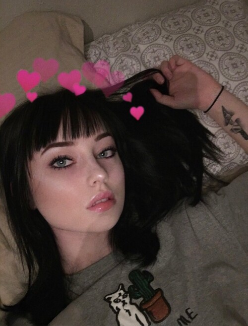 8c5eae9d14de0b1cee7d5fea35da8702