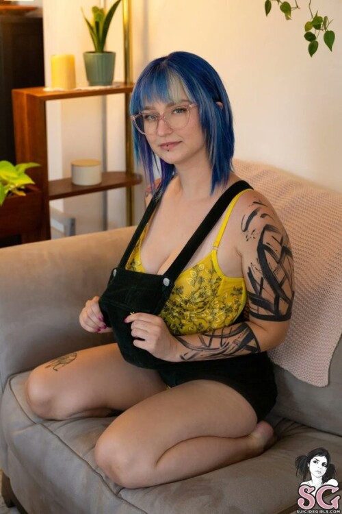 4b6057cbc54d2da88273a2b9abbee2e8