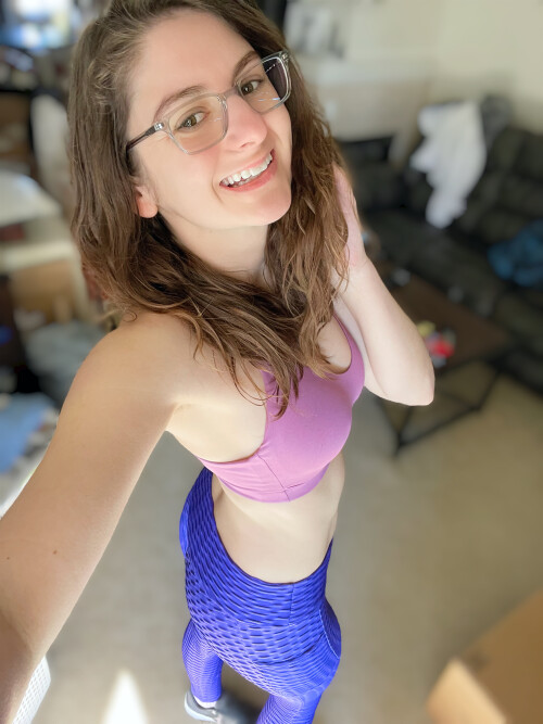 19a9dc6114ff61594e0c407bc53dc20a.jpg