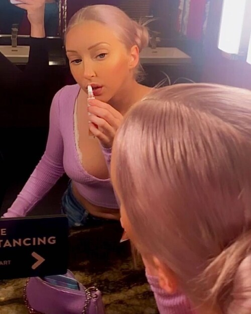 4d6ef3cae4210802294103e619245272