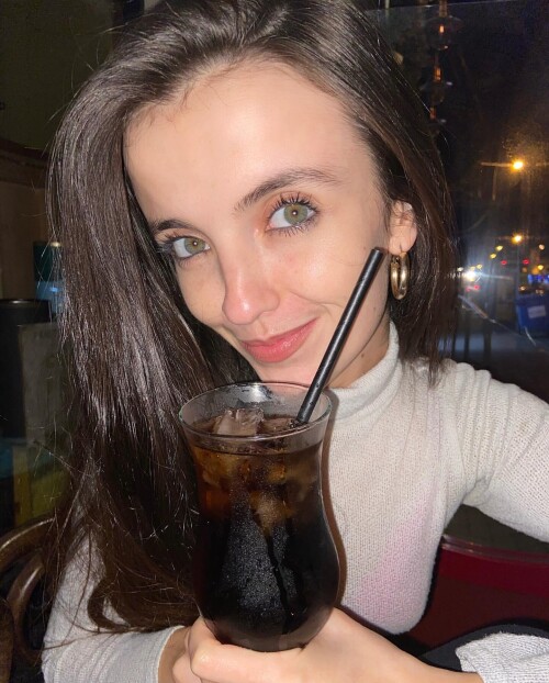 1693051893073f18ca7978a177e5670d