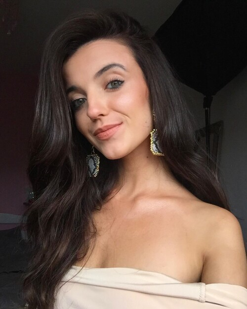 3b690d52951a3c6258a8ef65aa3215d7