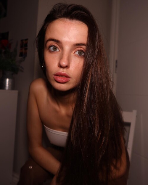 4c8018b9c9f9948b768363583d0b49cd