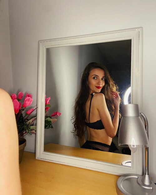 5e937af95c2653ea33d7a08fbf085b73