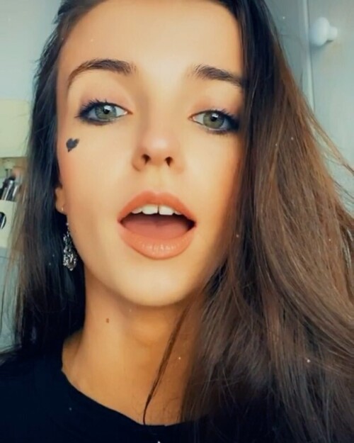 6f305afd8380024cb9aeacf4107c2c76