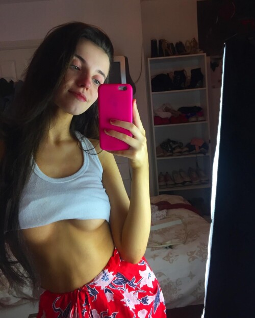 77686a925415538dce9d2372f2b917df