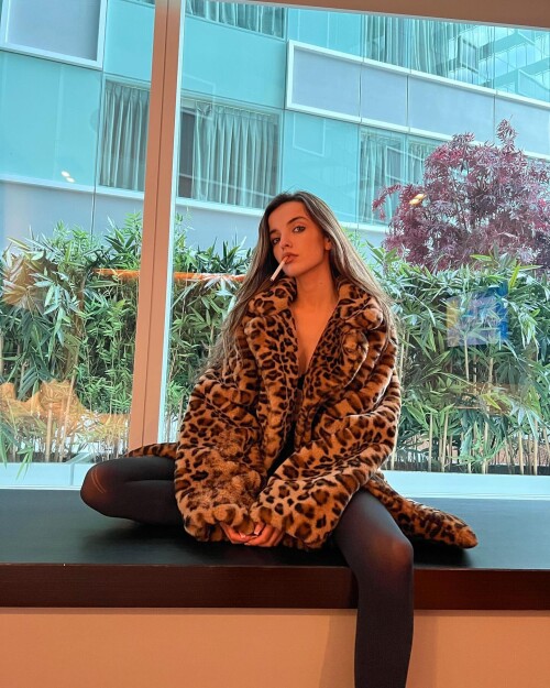 77c79af598b14529b2a81057cb13f85f