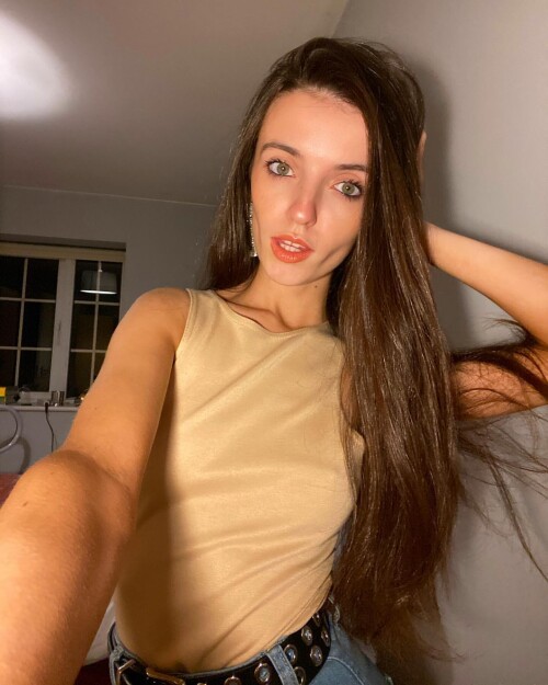 827adfaa039a7fb51573fb5e86ee574c