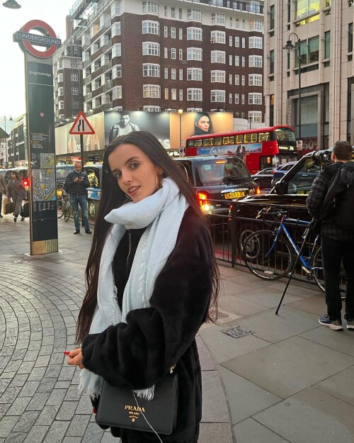 ab82ad60a87e7f3afded3e83c3a1d7e1