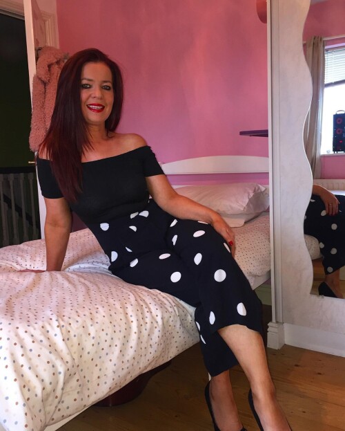 c054a54eb86407d6465716b6d13fd883