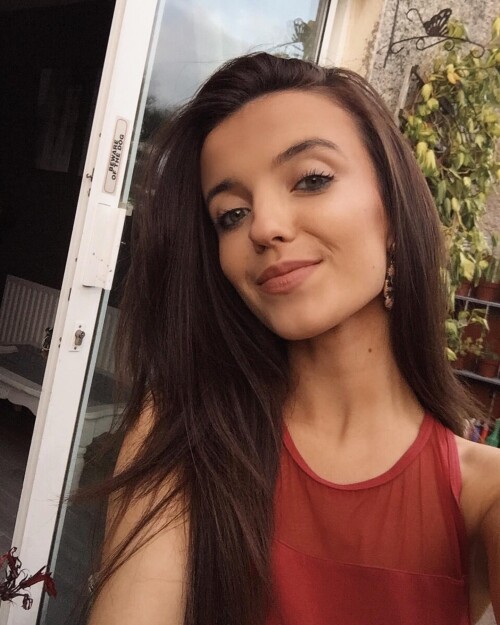 d827768a9e2e4f3254c7dcbf5e1a8a54