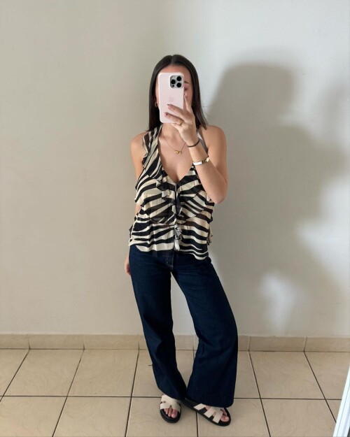 30d3aa7f0eae57ed578c7d1d9e38fa4d