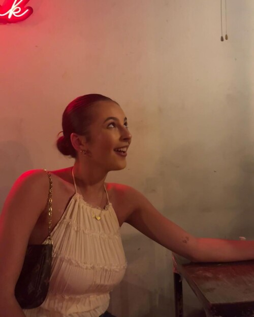 b7ba68f0cda03ea5a4413d004c4d596d