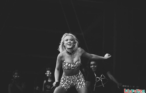 cce986b17174230296c20b3a74818ac6