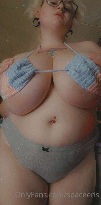 4d69cb7c56edff60b2f7578ba1feab8f74ae15ed0b011265.jpg