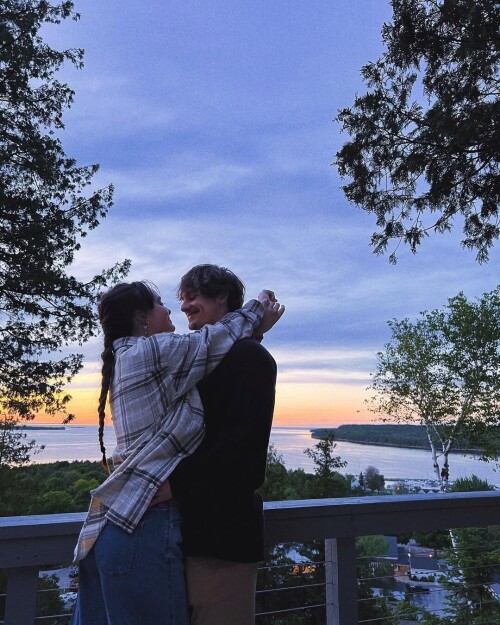 713c98adf915cfc6a773cb86293abb4e.jpg