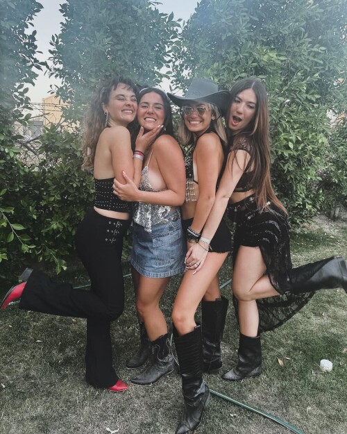 80da567658ef0de3ebb188b79f81328d.jpg