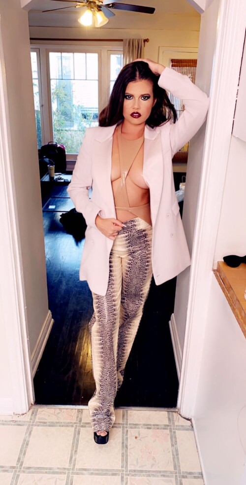 9eacecbef94a3de9b2cd5ec669b2f186