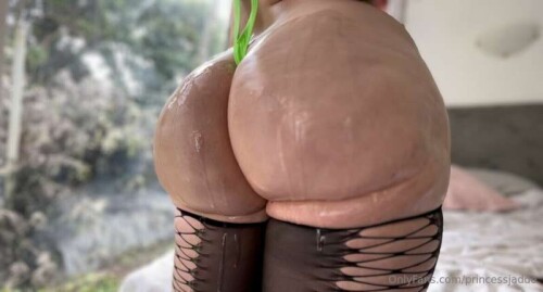 30a922c64d4f060a2e63211f15f9e94e