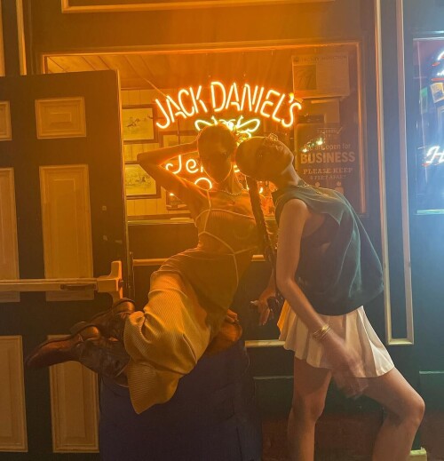 18a9875341f428a7ae287a0cb5d8d169