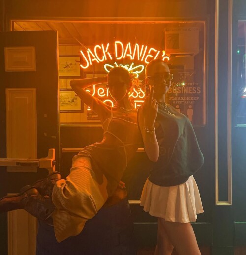 1c569940ca20d1f0fc33ff36d3952adf