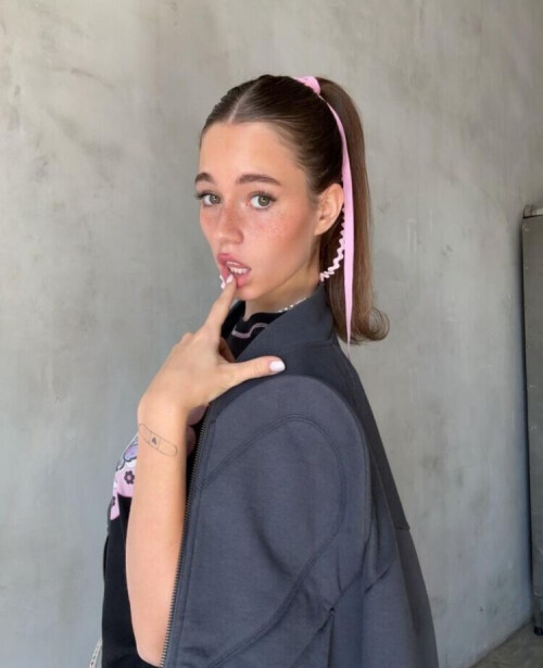 d87acd5363753d169c9326a438cf5701