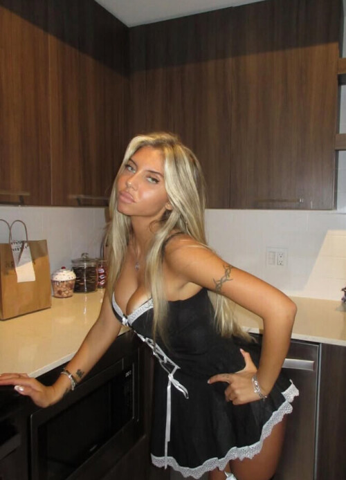 fdae41a4e305fcabae6f549e42e6179f