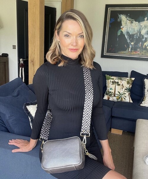 164ef2bf70518523417f4d512593eff6