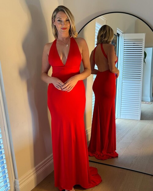 aa9873773ce2efd879026c7b139607a9