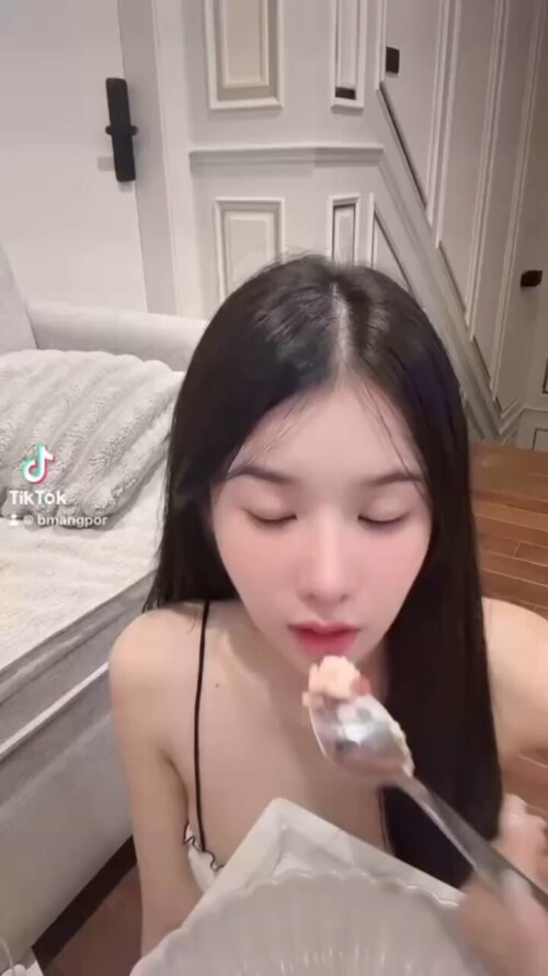 06f0b819e0b712790e6c3533dfd3ec77