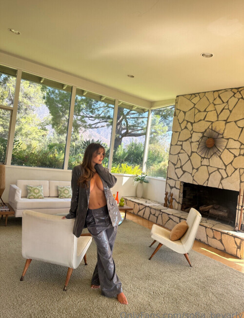 0e8b0cebd6a1a6cd4ad9fd28eaa097ef