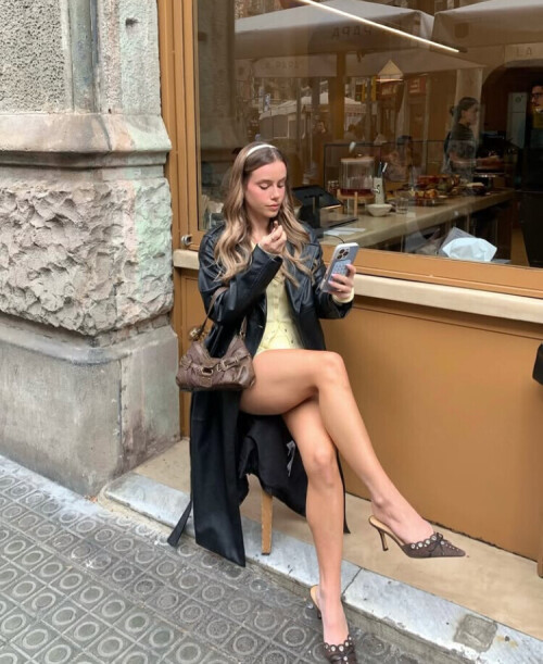 15b2641fe11376edab05acaea33eb6d2