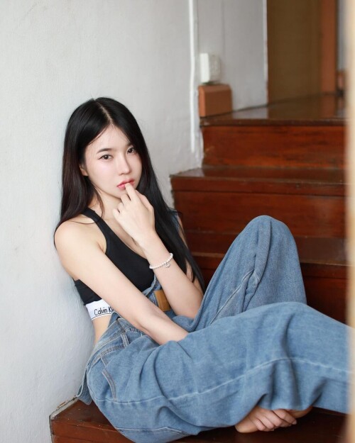 3e269f4bf513e5ef09cd1b4d930e7464