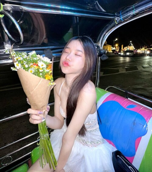 4ee4870b80dba9b8ee1678f407bbd1cb