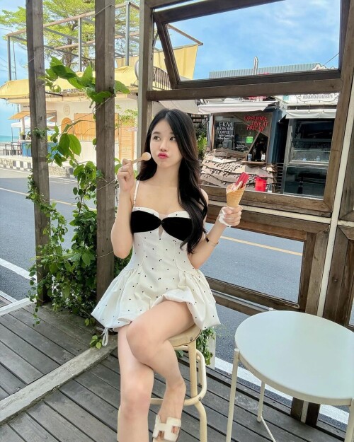 90cce2aa58724e3f0e6d3b36d1ed1741