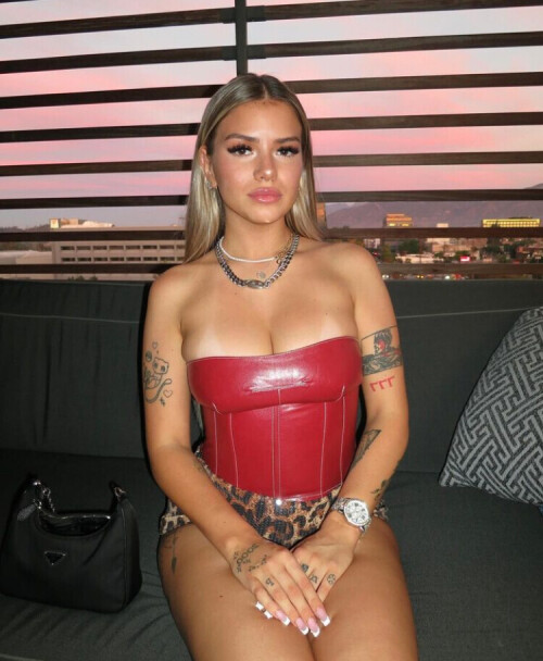 9b08599cf9d5ed8cbe53cff27c210209