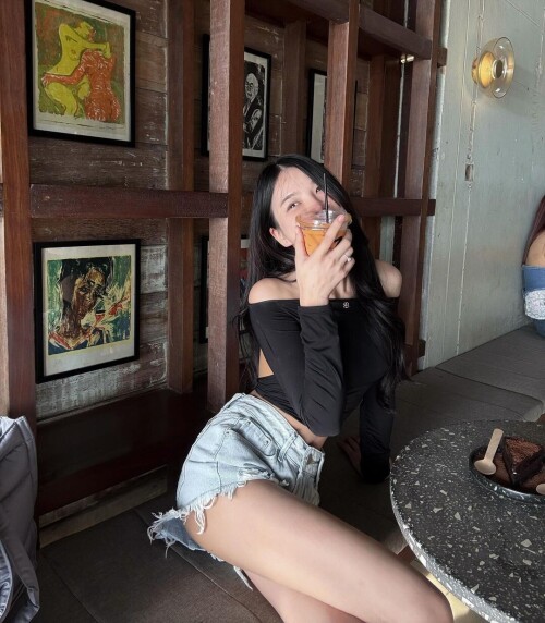 a1fb1161f55a7589397cfee8fbac40b2