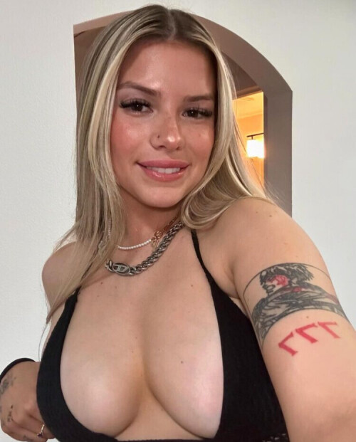 c281459b88176814ccacf03fe829b1ae