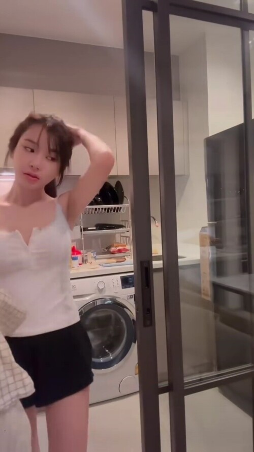 e8bfb7a15b9c087cb8f352598a0c062a