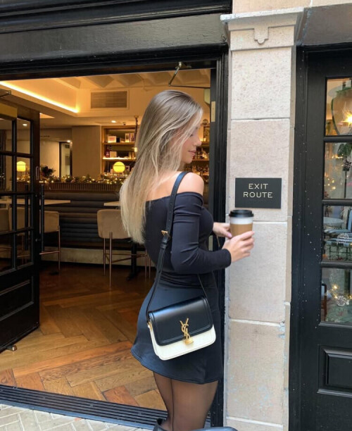 e9247c0a9cd74645e11e5083b021d3d3