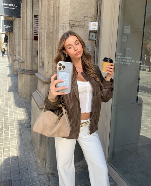 4bdd5943750834beb8fc37b58be23d22