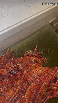 9ced7a7b8dcffc139c9284575f2d6225.gif