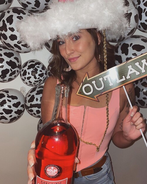 0594fc7e76737dd2d3819d24181d38e8