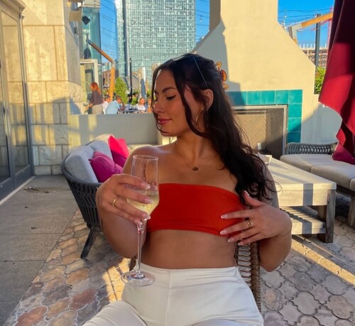 51e8463536e3a95a102580c64a81d9f8