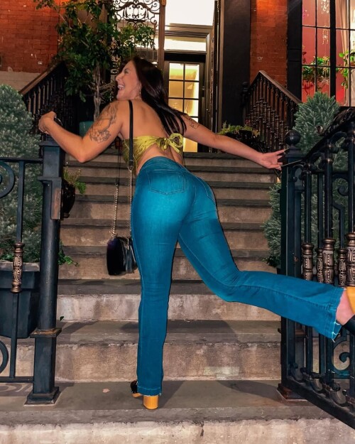 be1c229ef2dd10c8a7570daae3c40c75