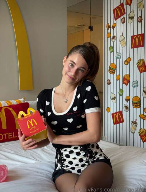 1a57c54c15b96b4e8c4f388be44c8b5c